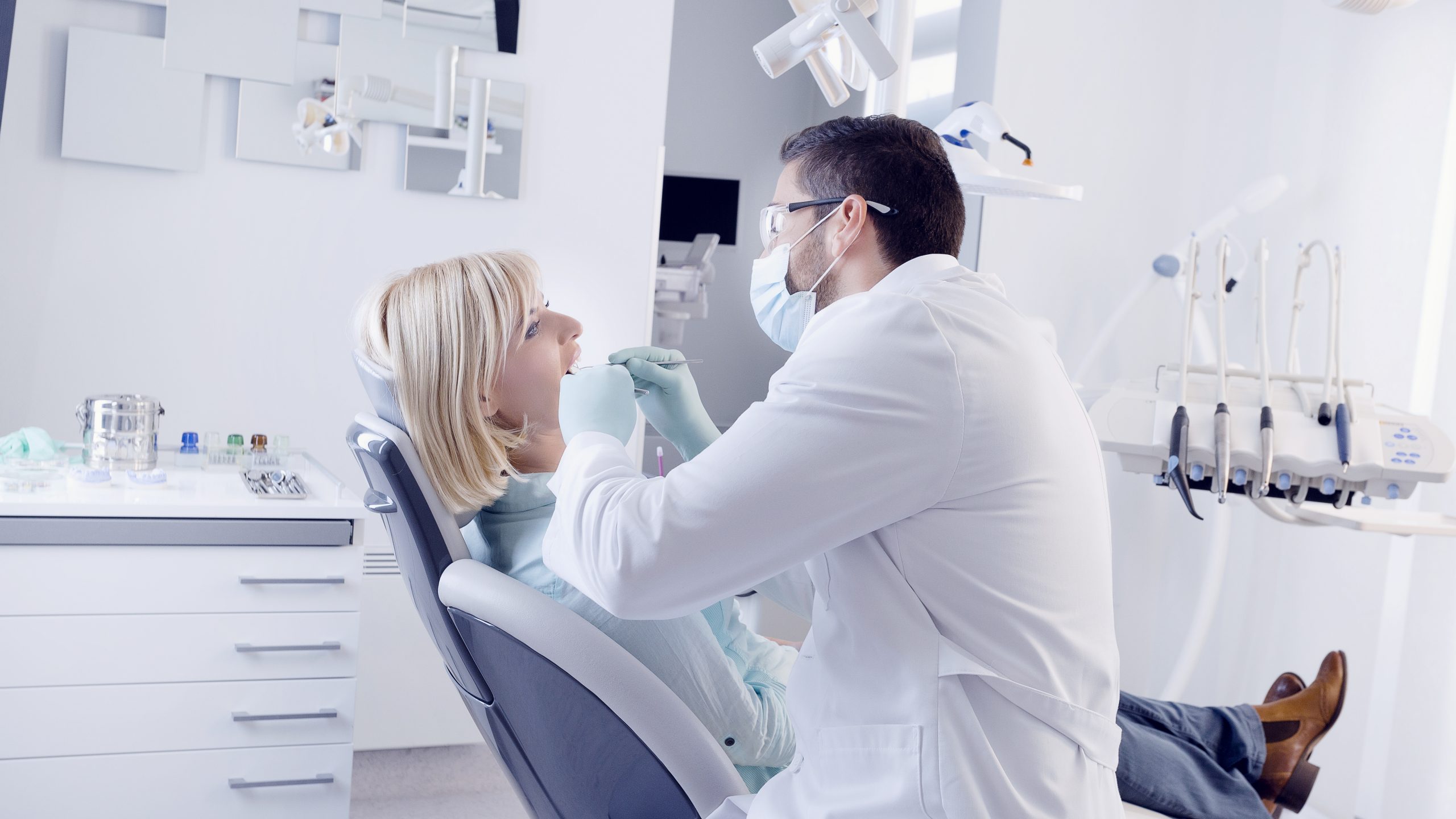 Dentist in Shafter, CA